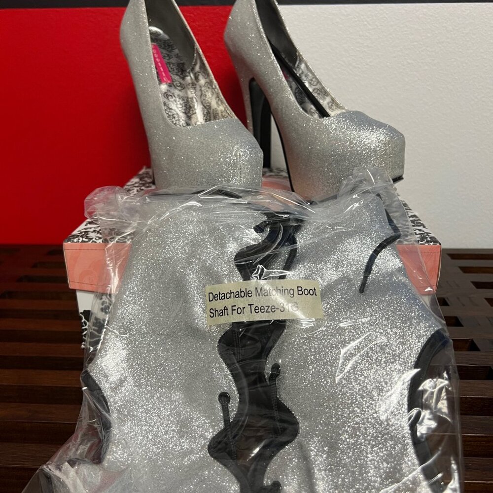NIB Bordello Pleaser Silver Glitter Platform Heel With Spatz Boot Cover Size 7